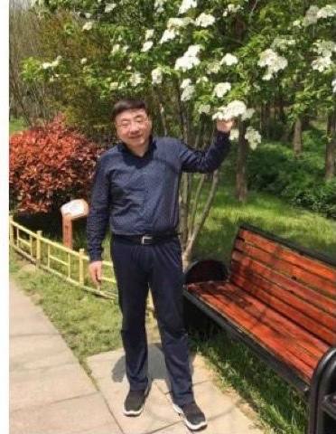 于&nbsp;&nbsp;淼 — 兰实大学中文项目博导